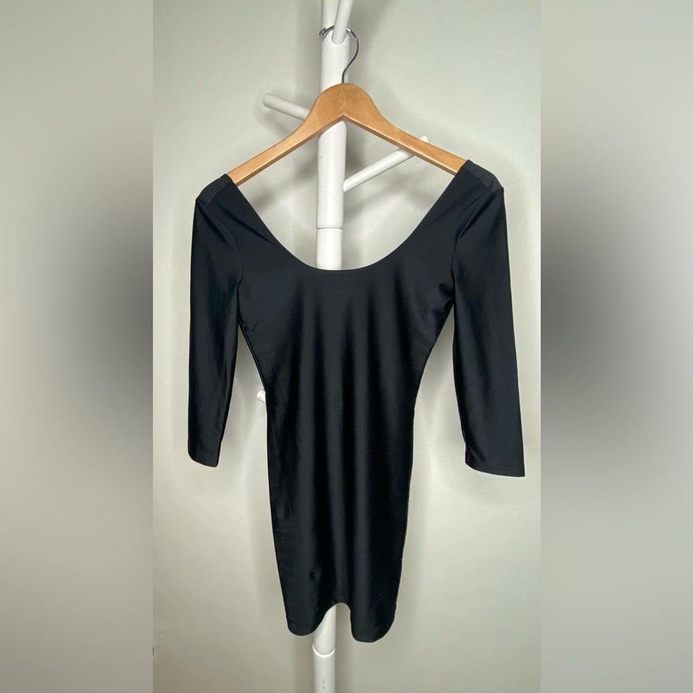 Elegant Black Dress with 3/4 Sleeves